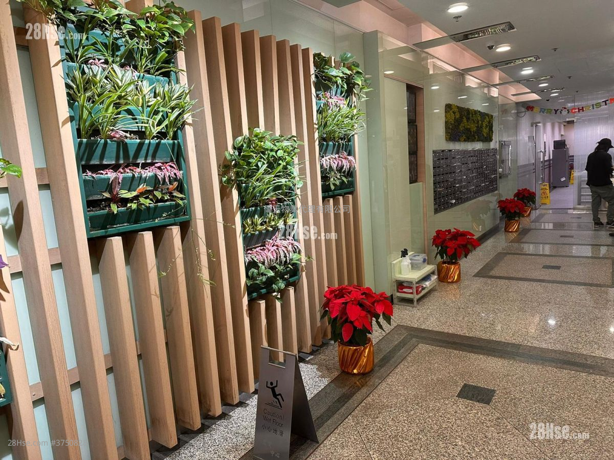 Global Trade Centre Rental 1 Toilet