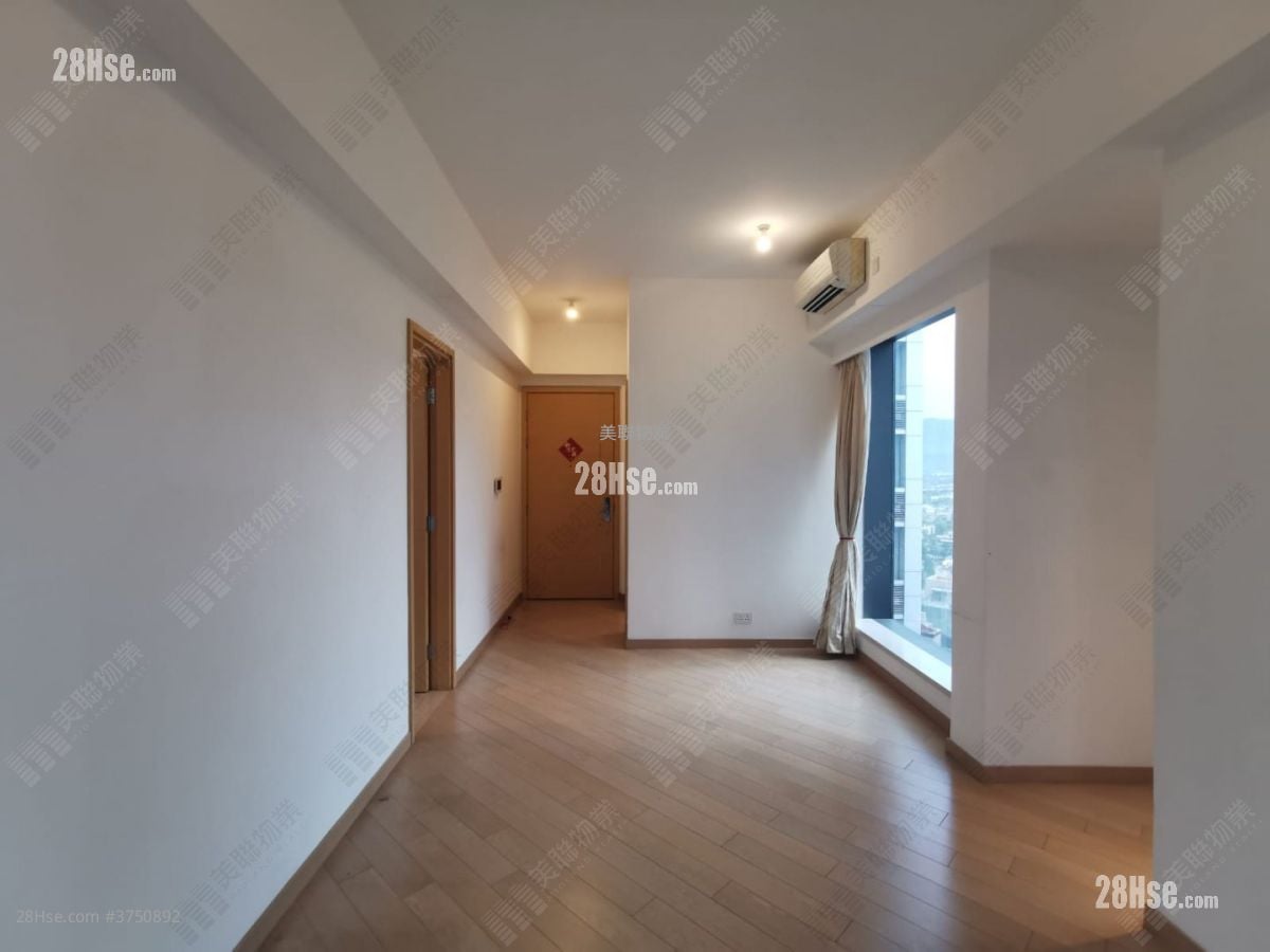 Riva Sell 2 Bedrooms , 1 Bathroom 559 ft²