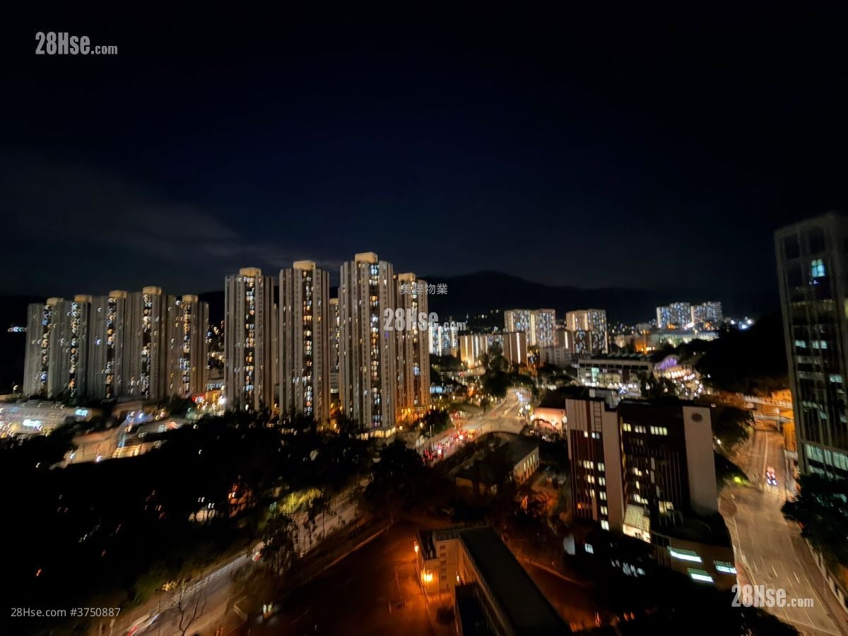 Ho Fai Garden Sell 3 Bedrooms 437 ft²