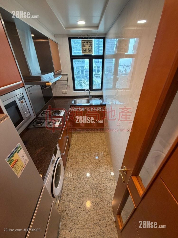 The Arch Rental 1 Bedroom , 1 Bathroom 419 ft²