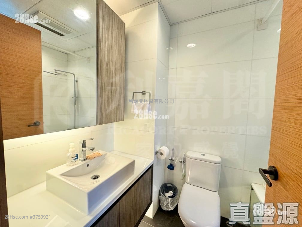 聚豪天下 售盤 3 房 2,447 平方呎