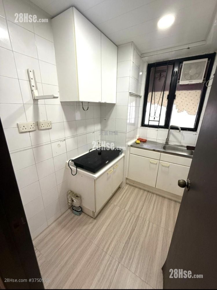 马宝花园 售盘 2 房 , 1 浴室 423 平方尺