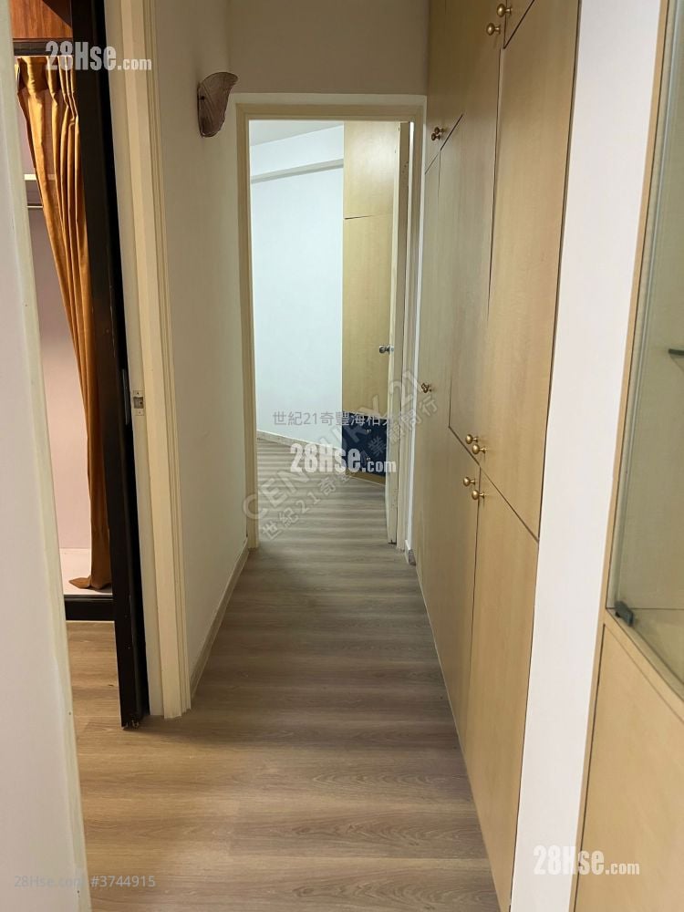 錦豐苑 售盤 3 房 , 1 浴室 647 平方呎