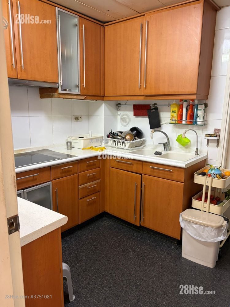 半岛豪庭 售盘 3 房 , 2 浴室 1,063 平方尺