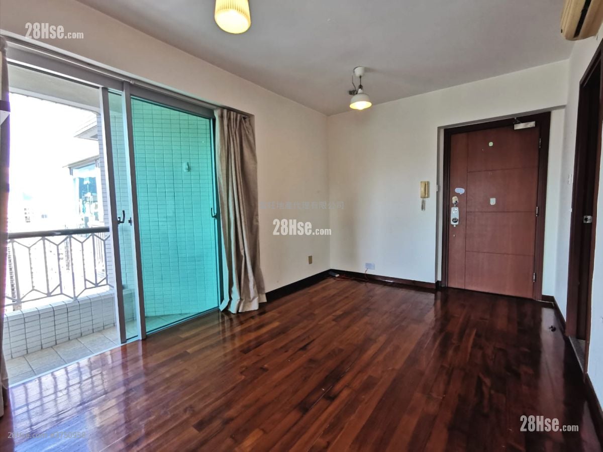 Paradise Square Sell 2 Bedrooms 368 ft²