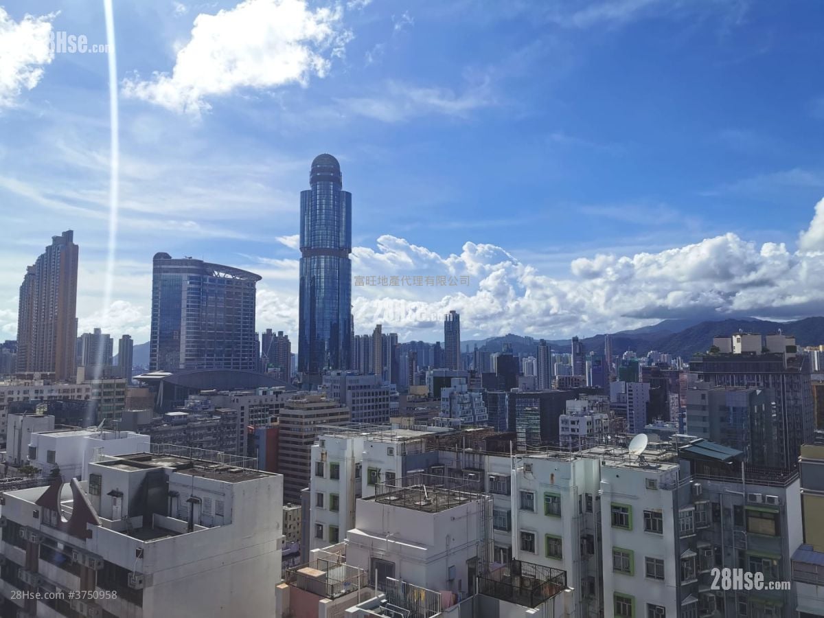 Paradise Square Sell 2 Bedrooms 368 ft²