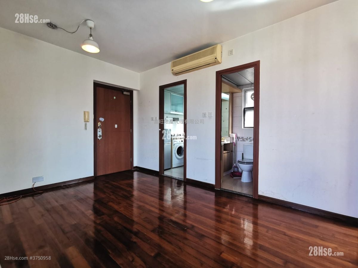 Paradise Square Sell 2 Bedrooms 368 ft²