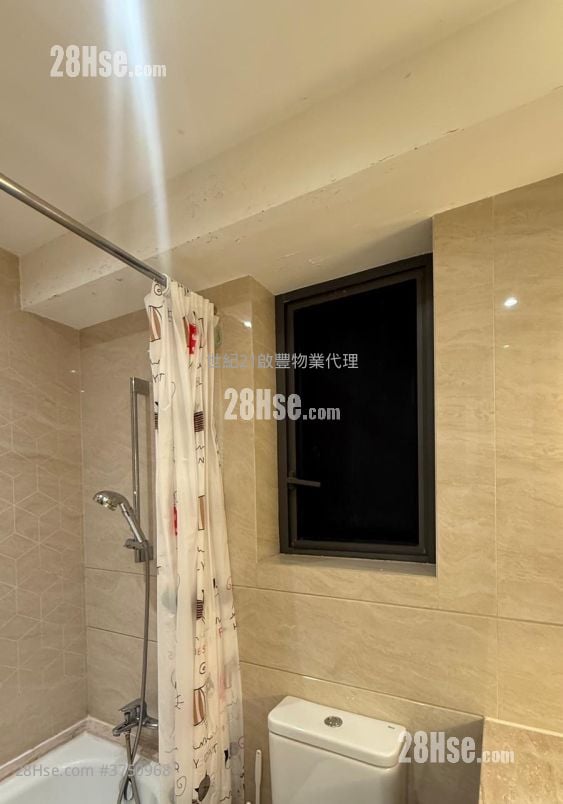 天寰 租盘 2 房 , 1 浴室 460 平方尺