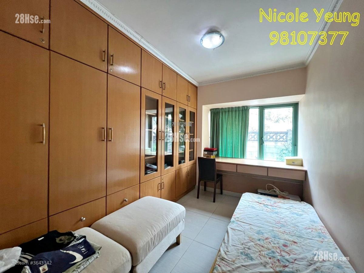 Peninsula Heights Sell 3 Bedrooms , 2 Bathrooms 1,241 ft²