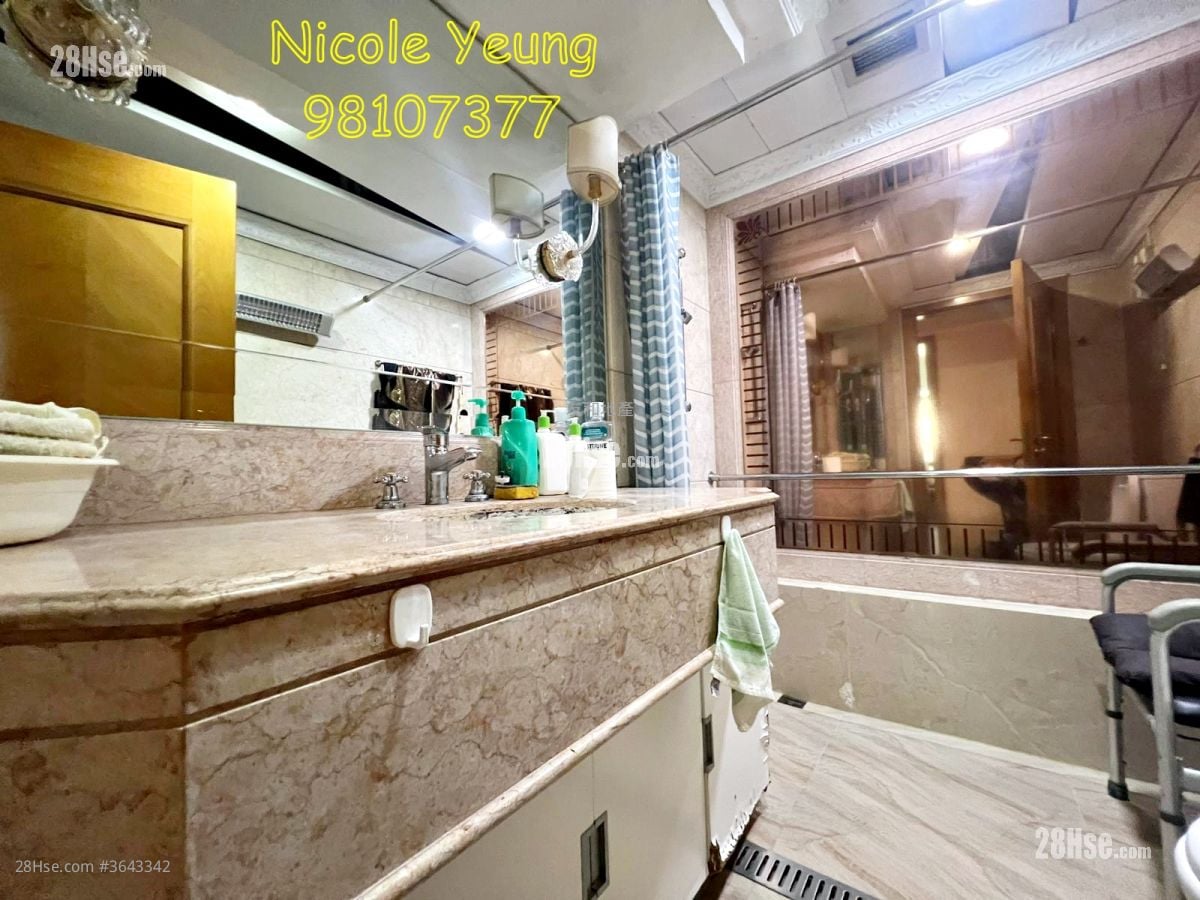 Peninsula Heights Sell 3 Bedrooms , 2 Bathrooms 1,241 ft²