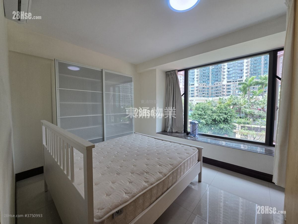 海珀名邸 租盘 5+ 房 , 5+ 浴室 2,355 平方尺