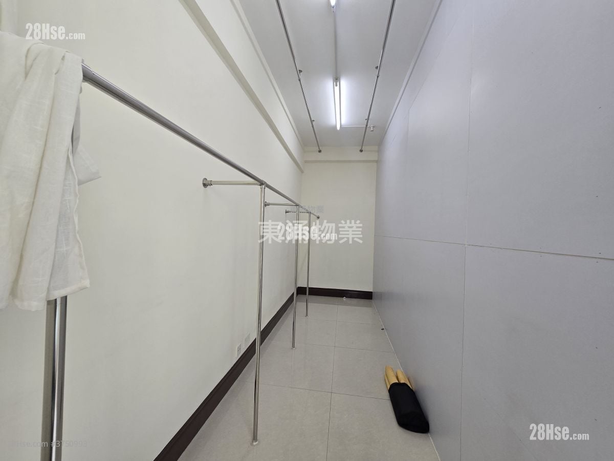 海珀名邸 租盘 5+ 房 , 5+ 浴室 2,355 平方尺