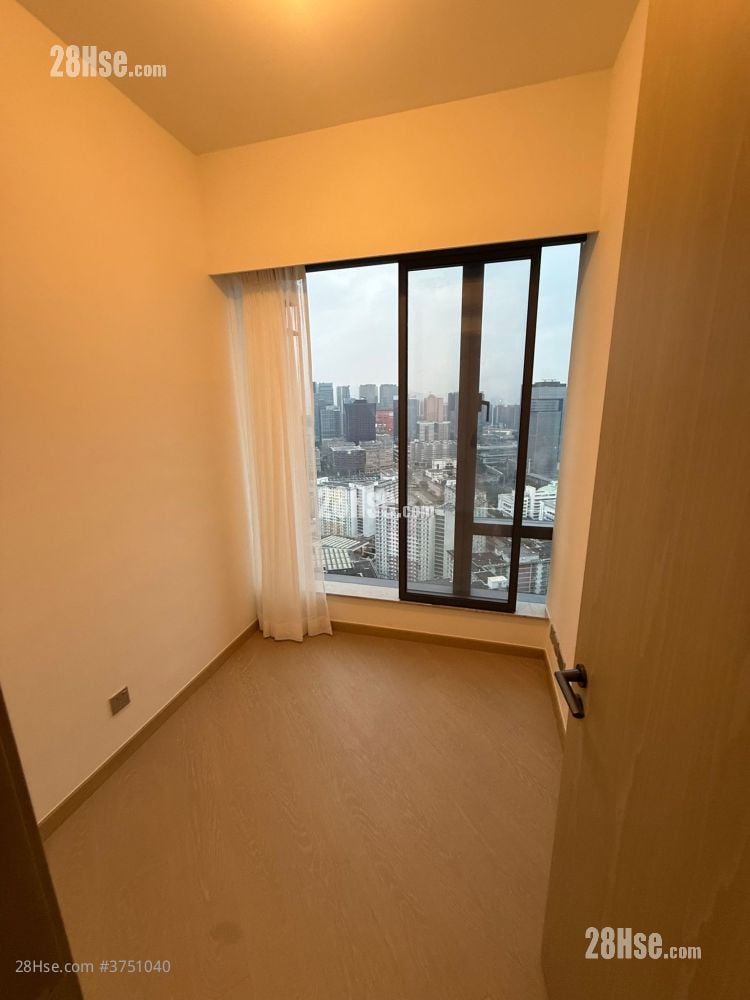 泰峯 售盘 3 房 , 2 浴室 750 平方尺