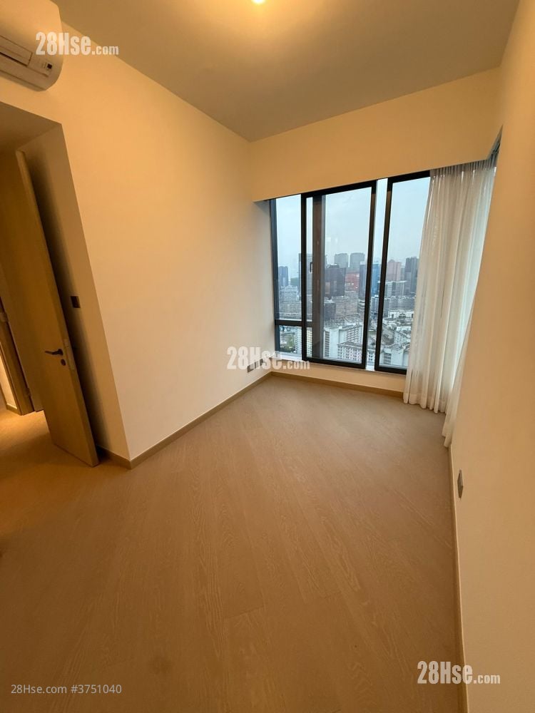 泰峯 售盘 3 房 , 2 浴室 750 平方尺