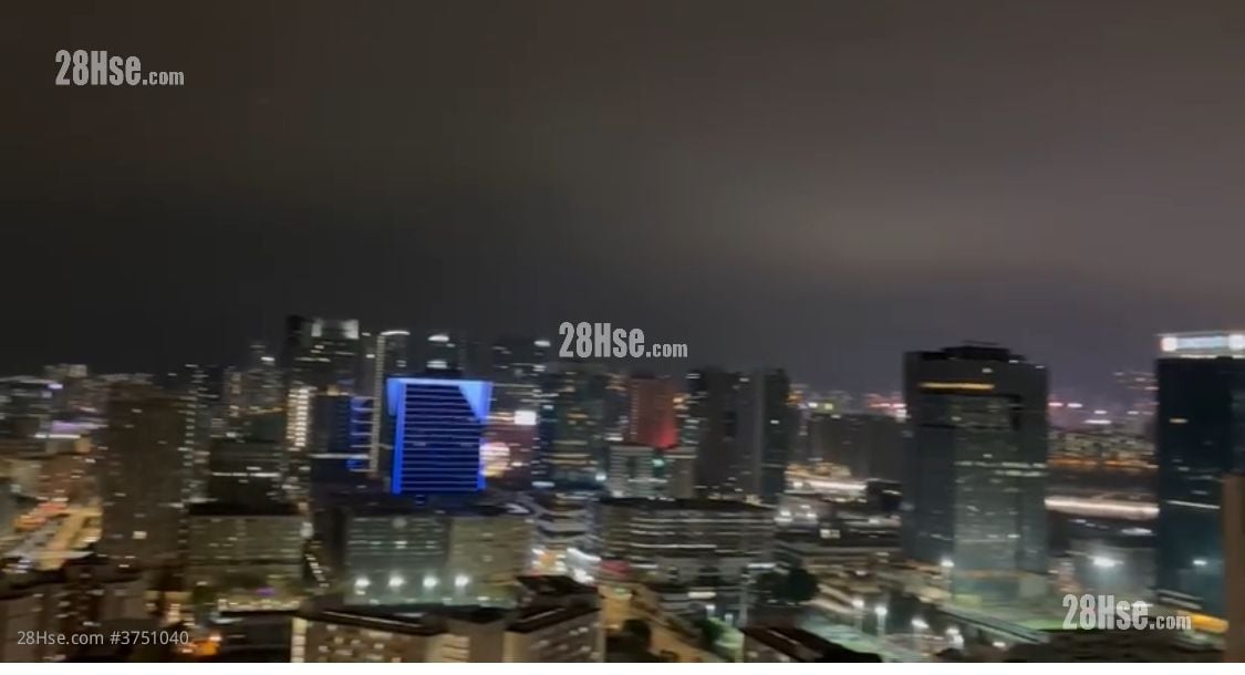 泰峯 售盘 3 房 , 2 浴室 750 平方尺