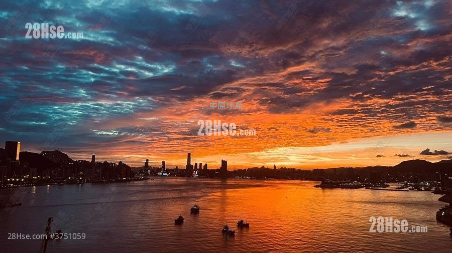 Peninsula East 售盤 4 房 , 3 浴室 999 平方呎