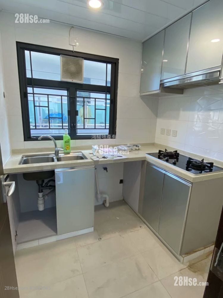 村屋 租盘 3 房 , 2 浴室