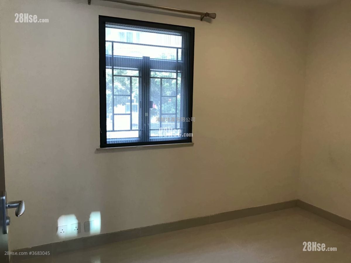 村屋 租盘 3 房 , 2 浴室