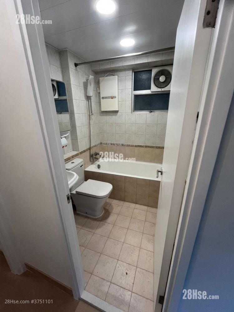 康景花园 售盘 3 房 , 2 浴室 847 平方尺