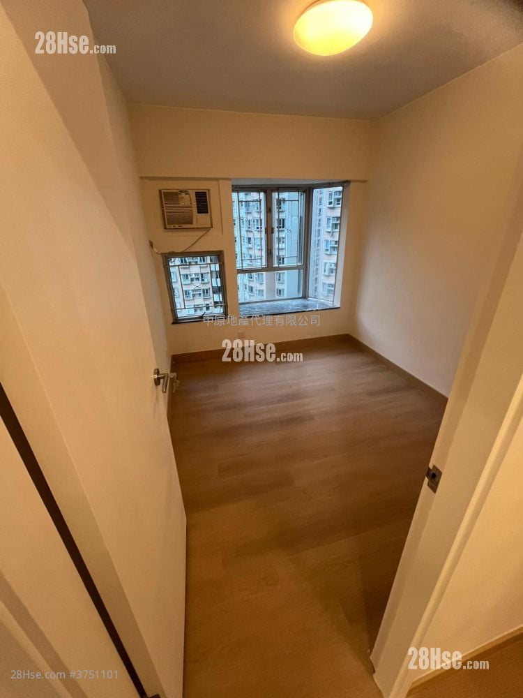 康景花园 售盘 3 房 , 2 浴室 847 平方尺