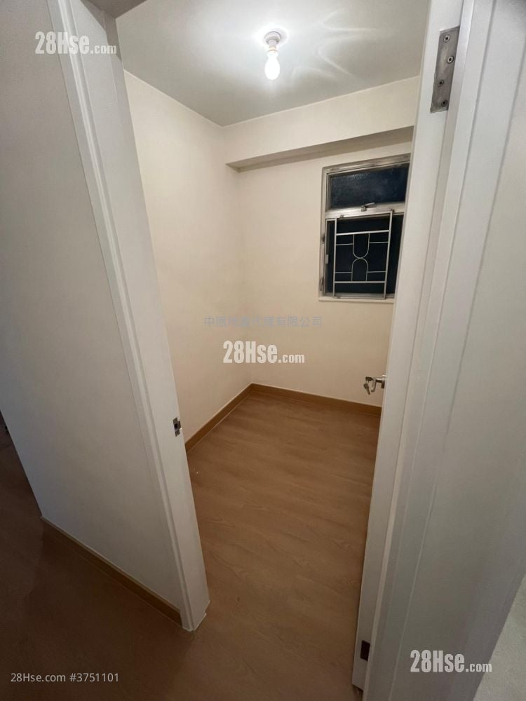 康景花园 售盘 3 房 , 2 浴室 847 平方尺