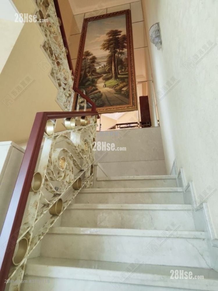 Park Avenue Sell 1,958 ft²