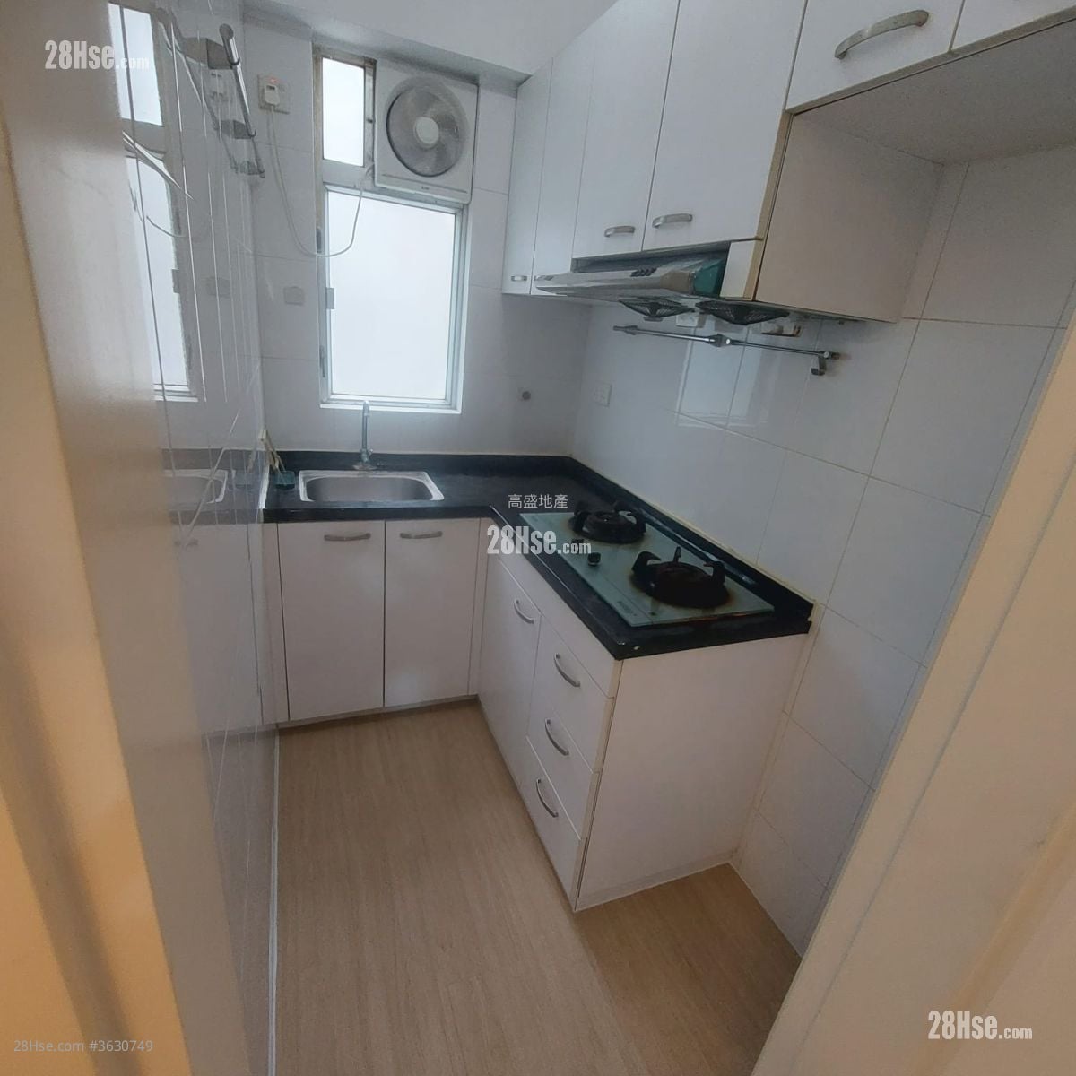 Fung Yeung Court Rental 1 Bedroom , 1 Bathroom 378 ft²