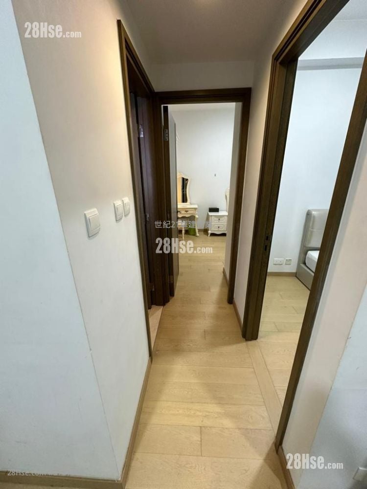 The Austin Sell 2 Bedrooms , 1 Bathroom 520 ft²