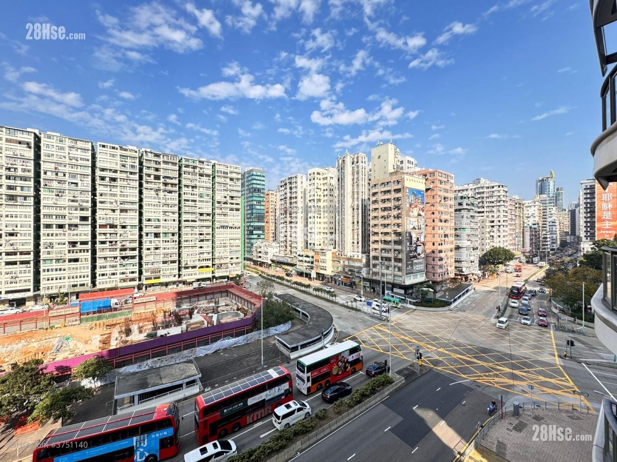 The Austin Sell 2 Bedrooms , 1 Bathroom 520 ft²