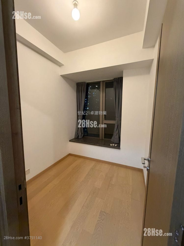 The Austin Sell 2 Bedrooms , 1 Bathroom 520 ft²