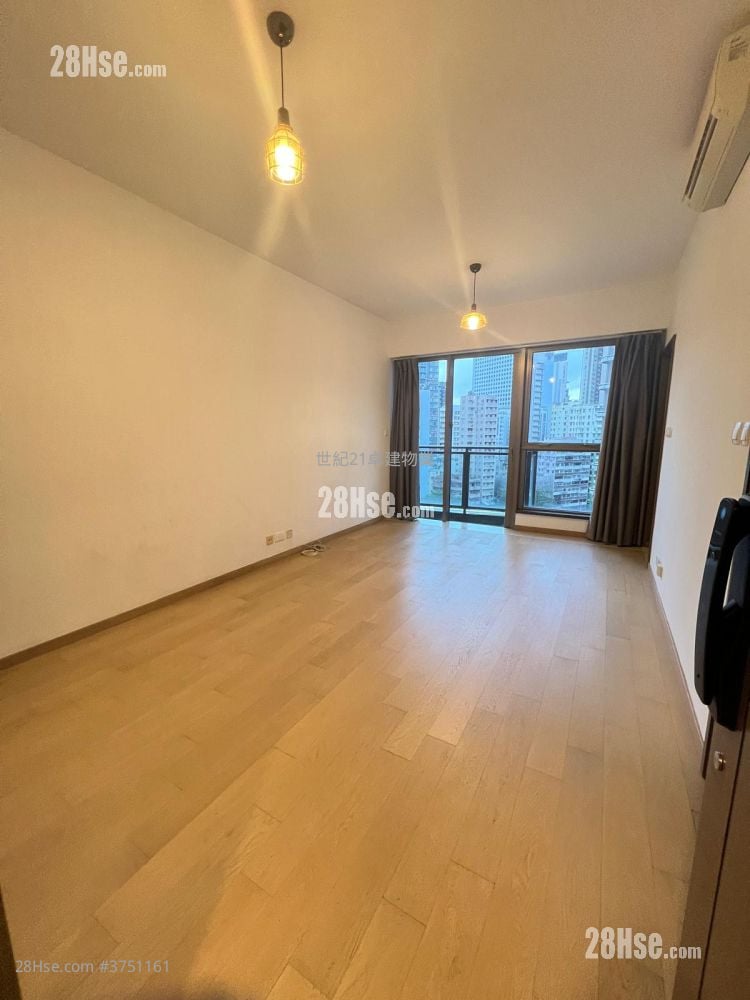 The Austin Sell 1 Bedroom , 1 Bathroom 378 ft²