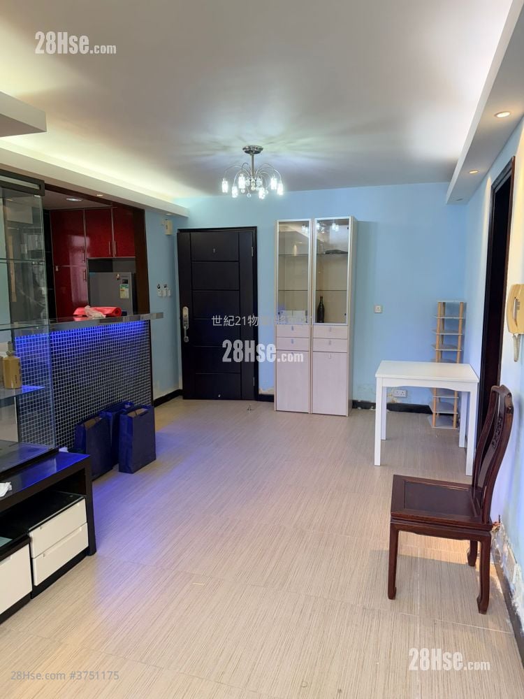 广明苑 售盘 3 房 601 平方尺