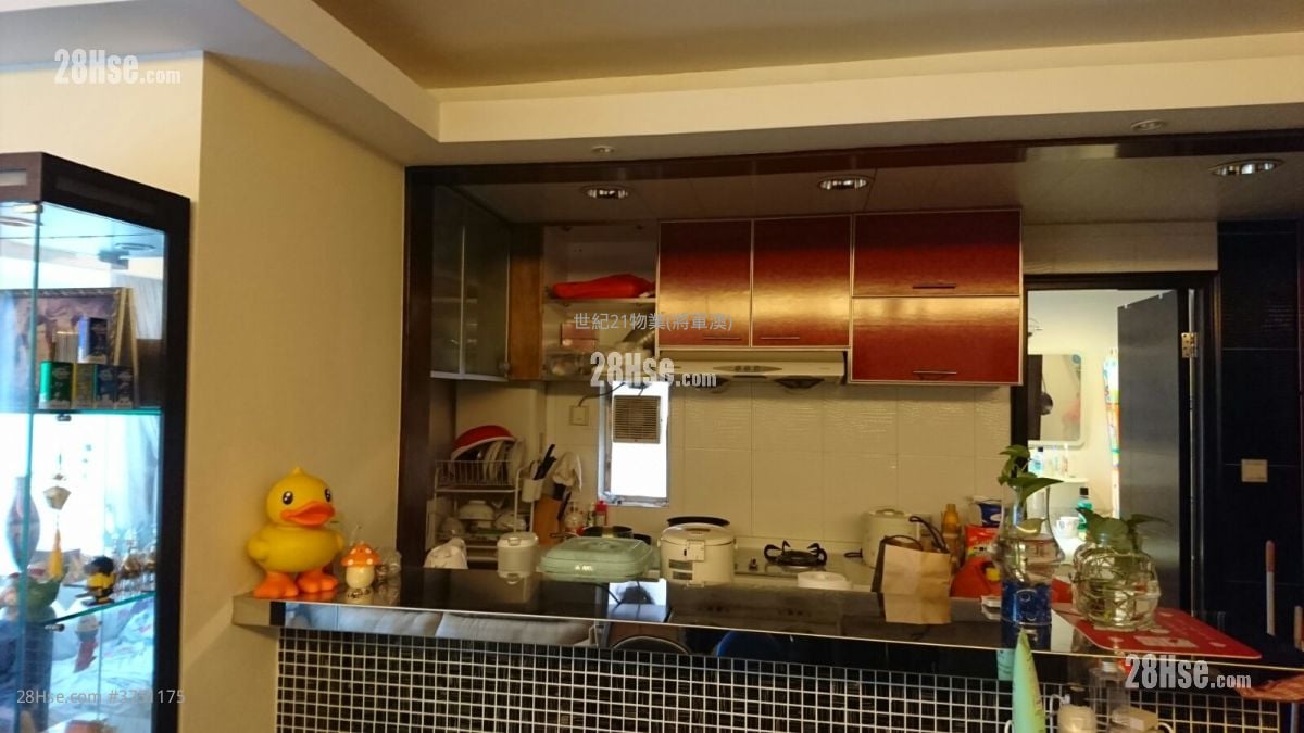 广明苑 售盘 3 房 601 平方尺