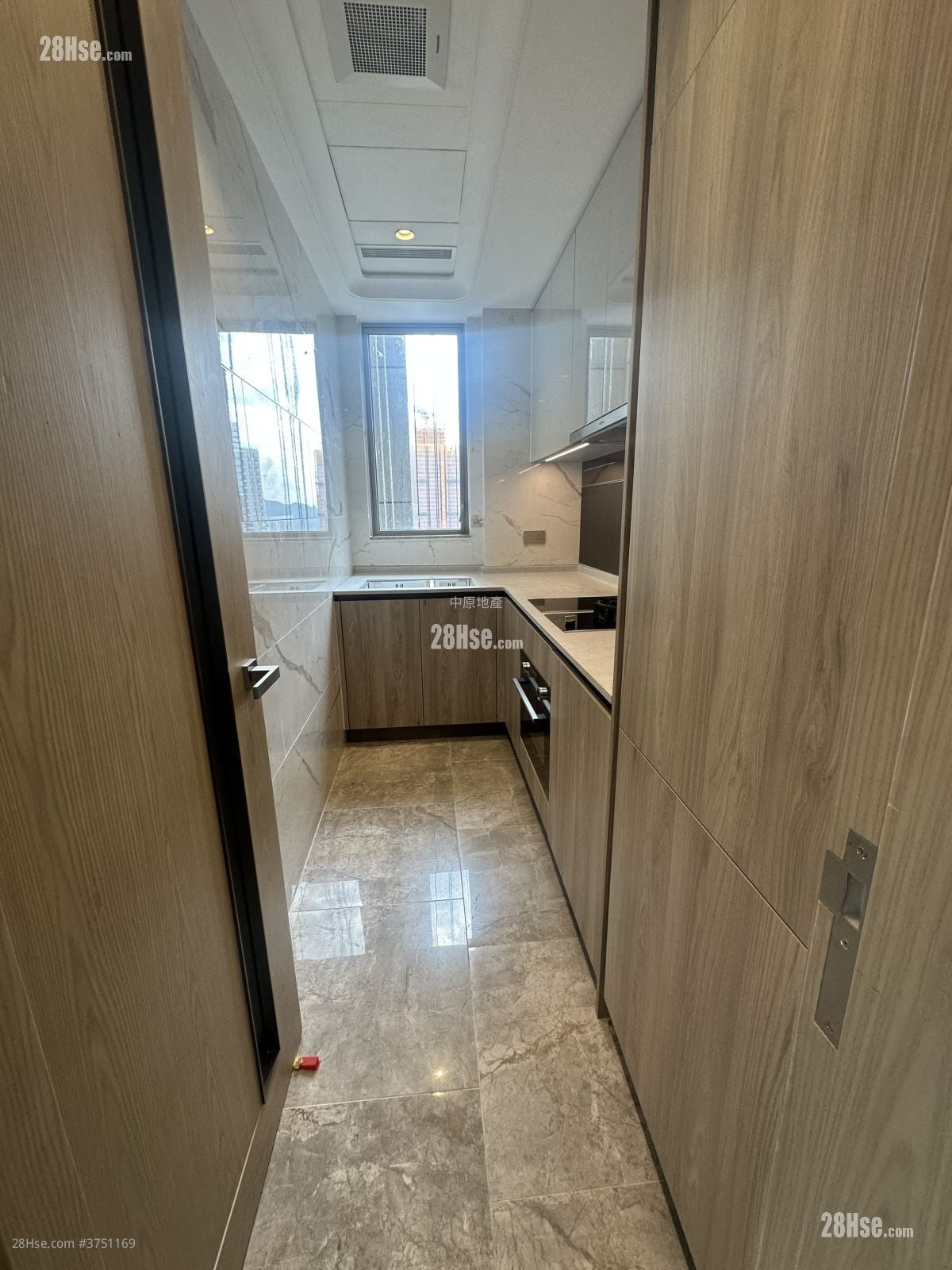 凱柏峰 I 售盤 3 房 , 2 浴室 721 平方呎