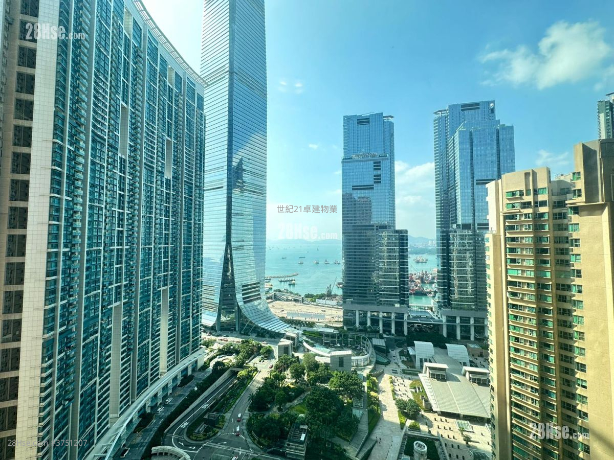 The Arch Sell 1 Bedroom , 1 Bathroom 420 ft²