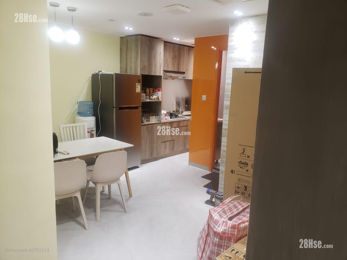 Mai Luen Industrial Building Sell