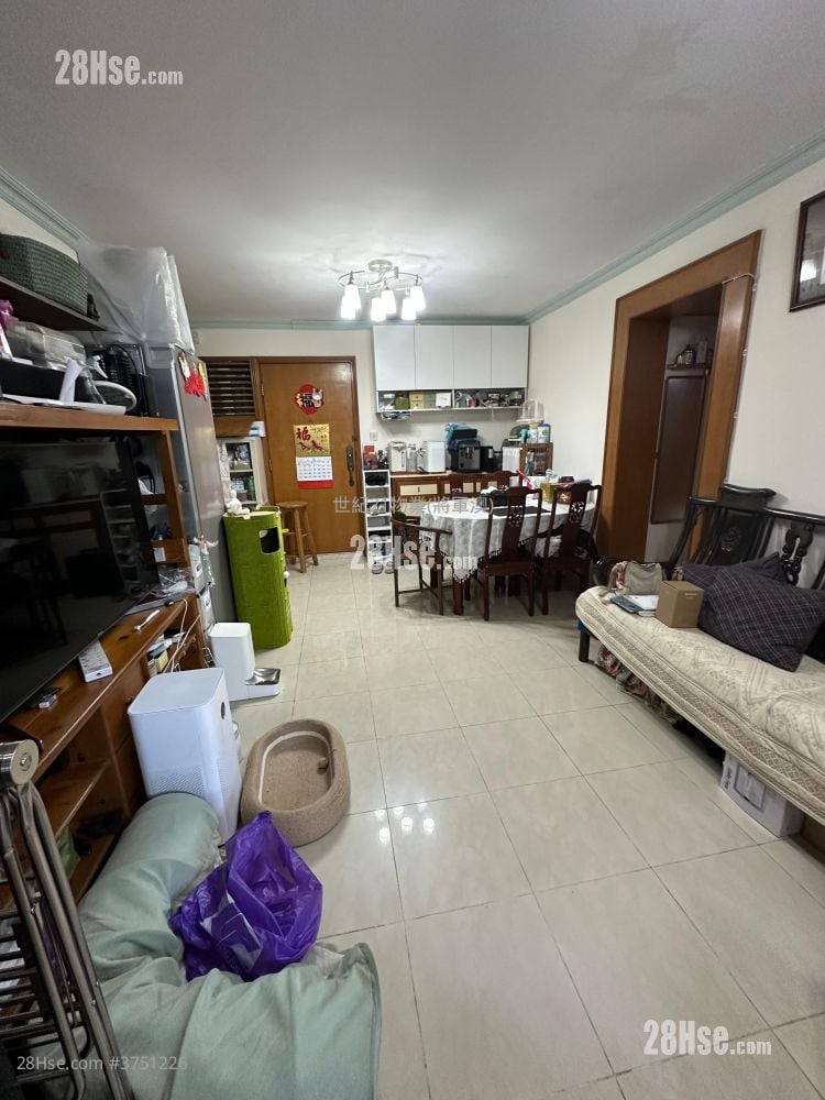 Kwong Ming Court Sell 601 ft²