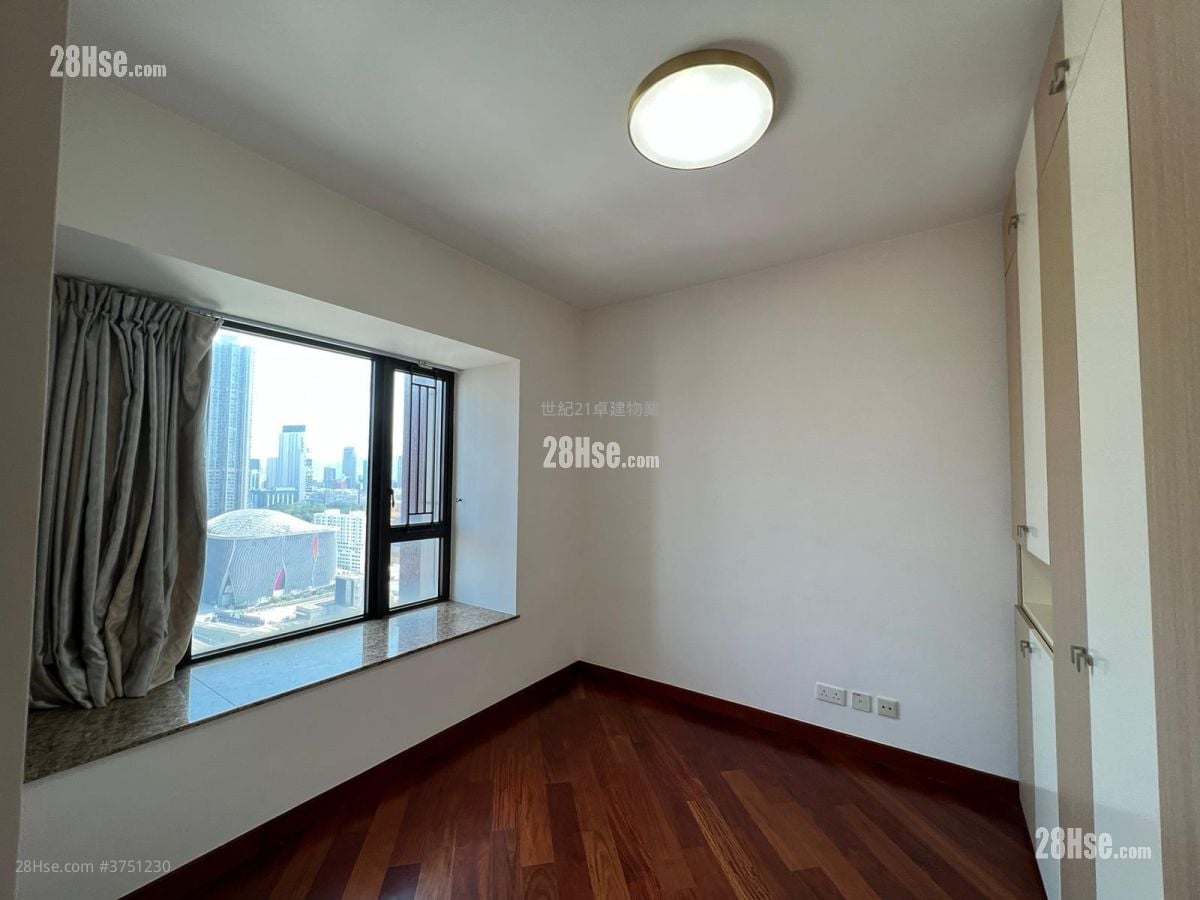 凯旋门 售盘 2 房 , 1 浴室 548 平方尺