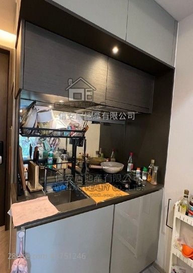 The Royale Rental 1 Bedroom , 1 Bathroom 300 ft²