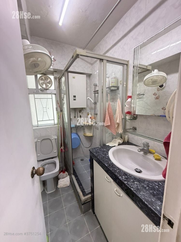 偉恆昌新村 售盤 2 房 , 1 浴室 456 平方呎
