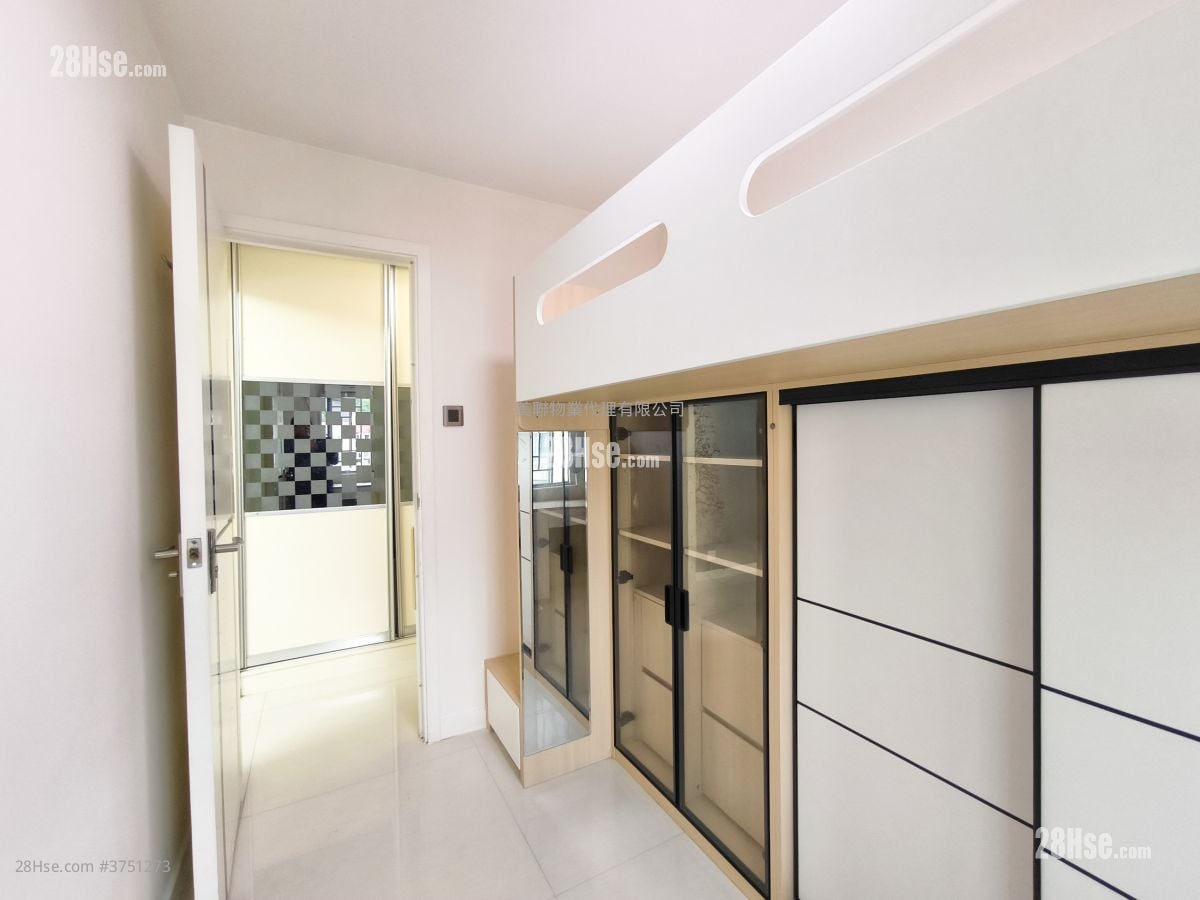 美孚新邨 售盘 2 房 , 1 浴室 435 平方尺