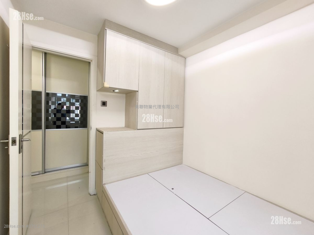 美孚新邨 售盘 2 房 , 1 浴室 435 平方尺