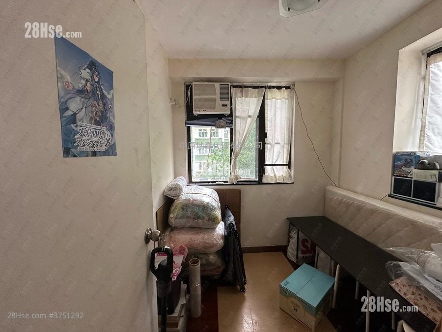 南丰新邨 售盘 3 房 , 1 浴室 516 平方尺