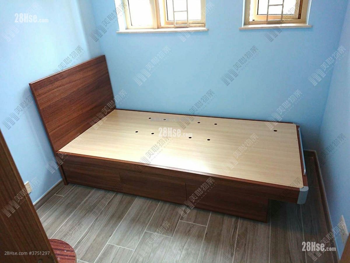 海滨南岸 售盘 3 房 , 1 浴室 590 平方尺