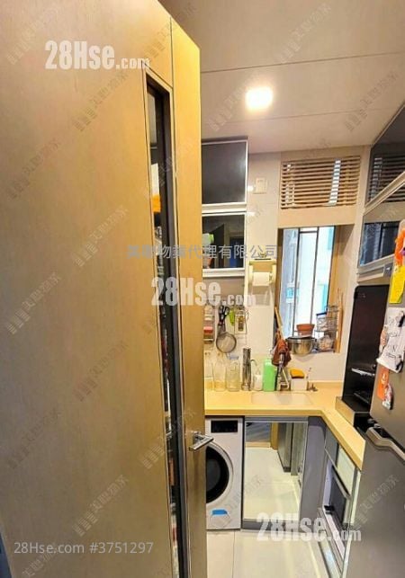 海滨南岸 售盘 3 房 , 1 浴室 590 平方尺