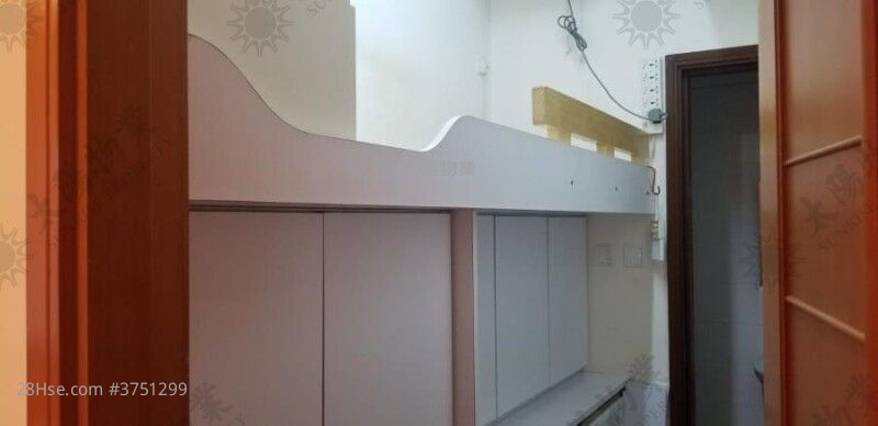 半島豪庭 租盤 3 房 935 平方呎