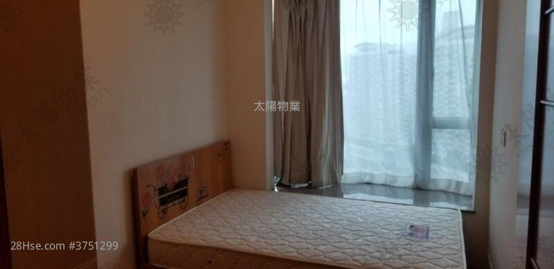 半島豪庭 租盤 3 房 935 平方呎