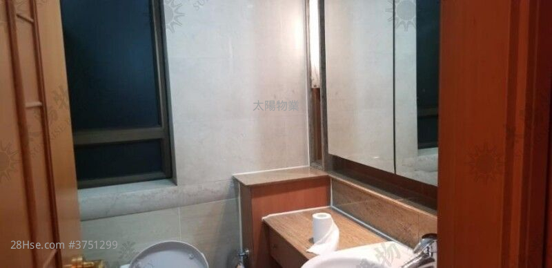 半島豪庭 租盤 3 房 935 平方呎