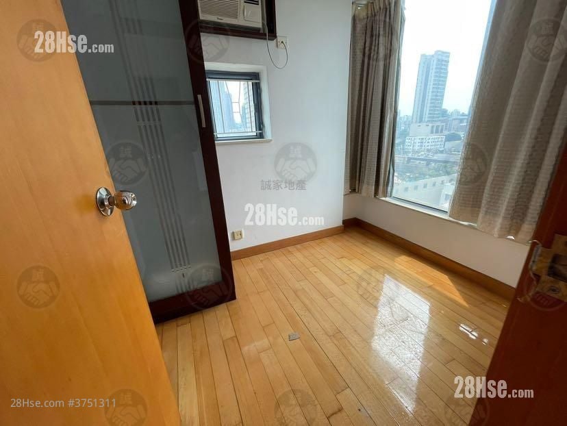 No. 10 South Wall Road Rental 2 Bedrooms , 1 Bathroom 328 ft²