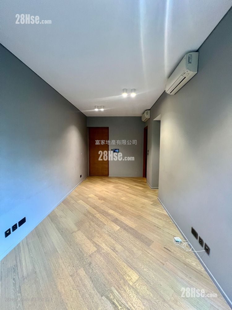 柏傲山 租盘 3 房 , 2 浴室 716 平方尺